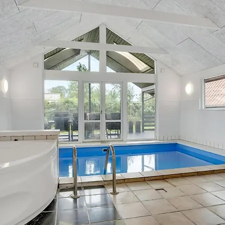 Cozy In Juelsminde With Sauna