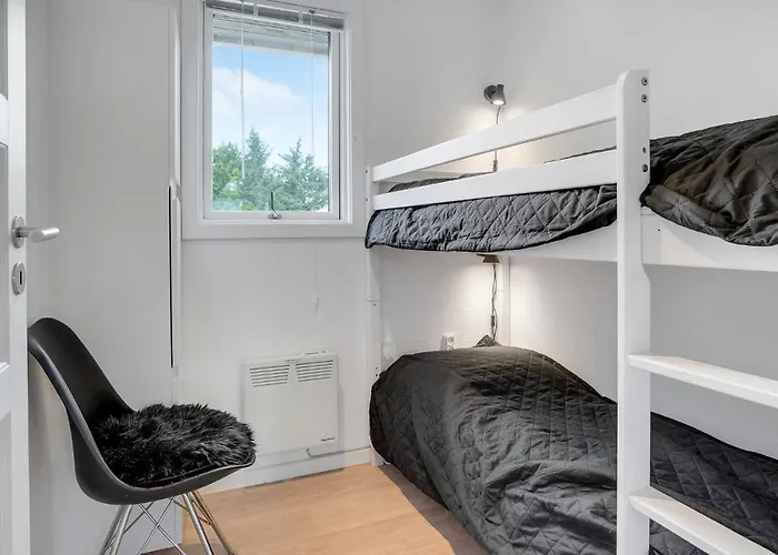 Дом отдыха Cozy In Juelsminde With Sauna Sonderby (Midtjylland)