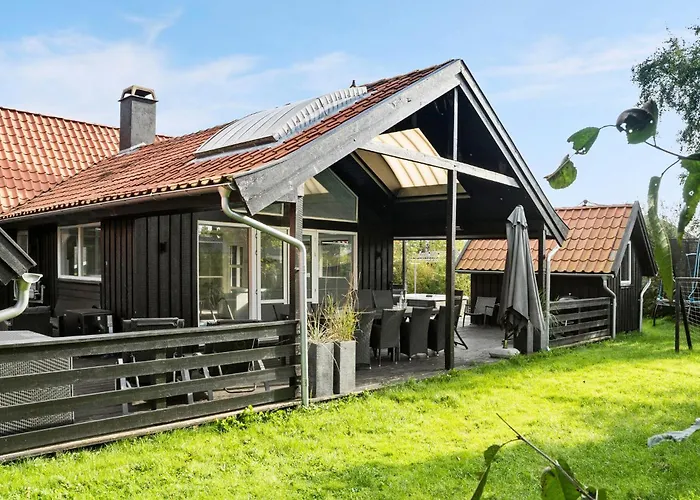 Cozy In Juelsminde With Sauna *